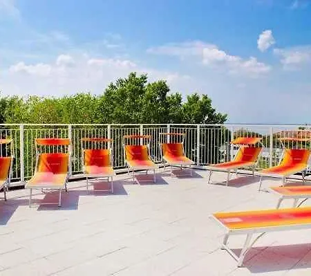 Apartments In Lignano 21760 *